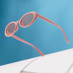Oval sunglasses pink